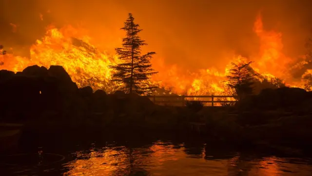 Incendio en California.