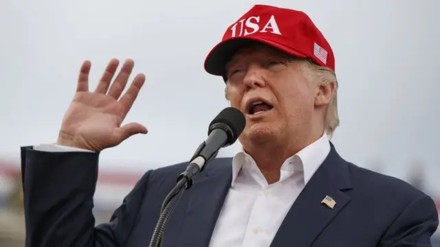 Tỷ phú Trump