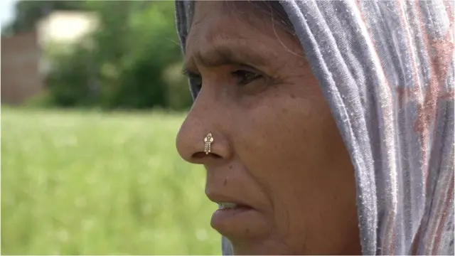 અનવરઅલીનાં પત્ની કામરુન