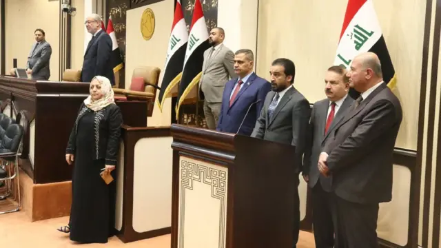 اليمين