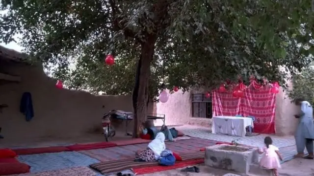 Nyumba ya Gul Mohammad alikuwa ameiandaa kwa kuhitimu kwa dadake