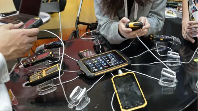 мобильные устройства RugGear