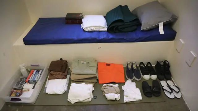 قیدیوں کا سامان