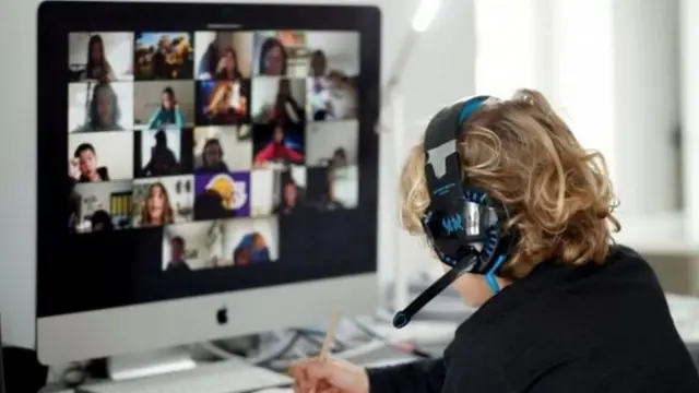 शिक्षिका