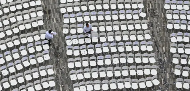 युवा पीढ़ी के सामने चुनौती