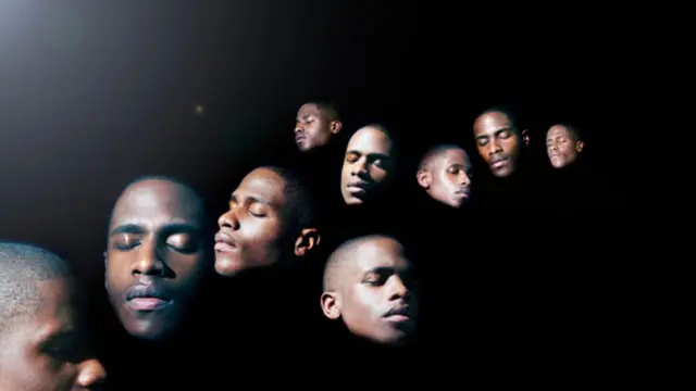 Hommes noirs qui dorment