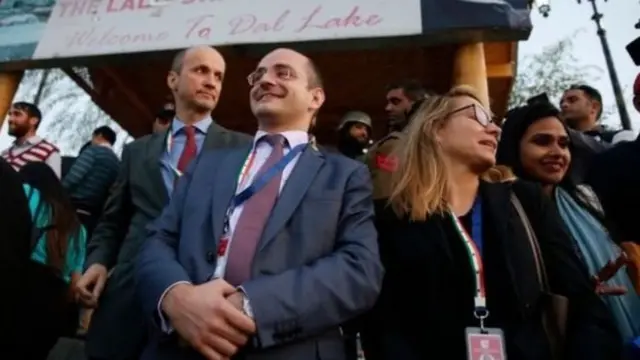 గతేడాది కశ్మీర్లో పర్యటించిన ఎంపీల బృందం