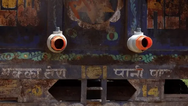 પ્રતીકાત્મક તસવીર