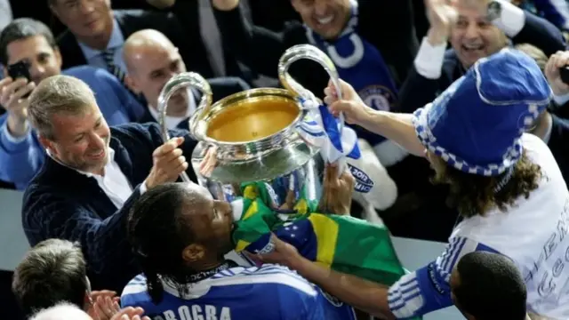 阿布拉莫維奇和球隊