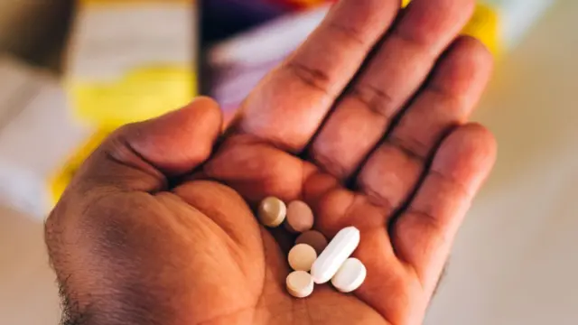 ট্যাবলেট।