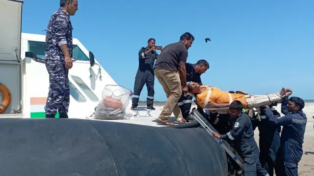 பரமேஸ்வரியை மீட்கும் கடலோர காவல்படை