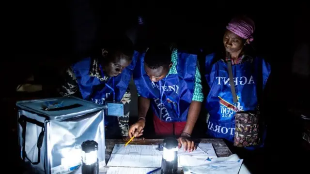 Ndí na-ahú maka ntuliaka na mba Congo