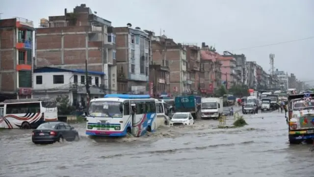 भारत, नेपाळ, पूर, आपात्कालीन परिस्थिती