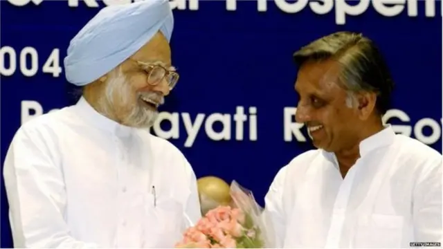 पूर्व प्रधानमंत्री मनमोहन सिंह और मणिशंकर अय्यर