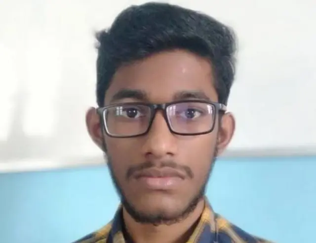 મનોજ એસ
