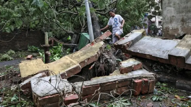 अंफन तूफ़ान