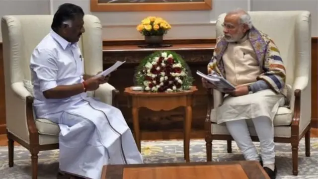எடப்பாடி- ஓபிஎஸ் அணிகள் இணையுமா