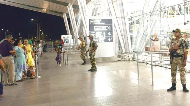 અમદાવાદ એરપોર્ટ