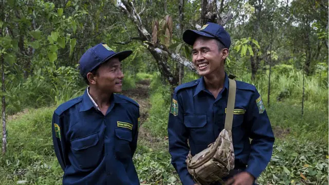 သစ်တောဘက်က ထိန်းသိမ်းရေးဝန်ထမ်း နည်းတာကလည်း အခက်ခဲ ဖြစ်ပါတယ်