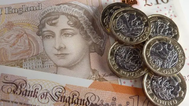 Ilustración fotográfica del billete de diez libras con un retrato de Jane Austen, en 2017 en Londres.