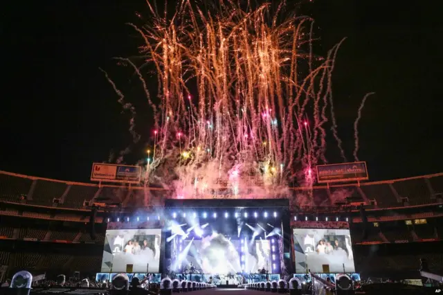 One Direction gig in San Diego