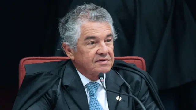 Marco Aurélio Mello aparececomo apostar na loteria on linetoga e sentado