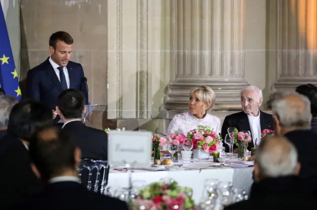 شارل آزناوور