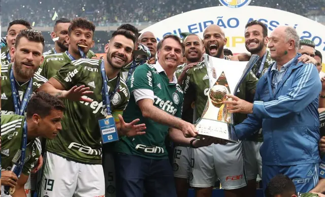 Bolsonaro com time do Palmeiras