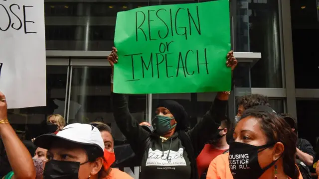 Protesta contra Andrew Cuomo en Nueva York el 4 de agosto