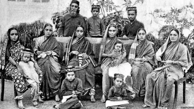 વારઘરકર બંધુ ભગિની