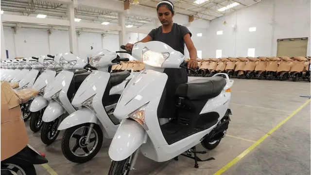 ઓરેવા કંપની ઇ-બાઇક પણ બનાવે છે