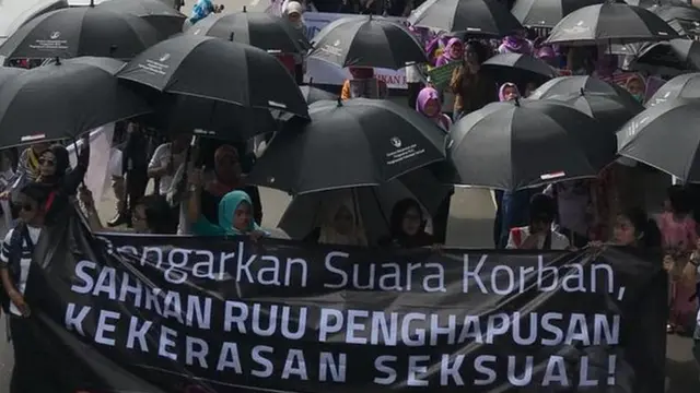 Pawai akbar anti kekerasan terhadap perempuan