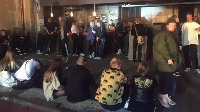 И для "Мутабора", и для RAF25 прошедшие в эти выходные антинаркотические рейды стали первым визитом силовиков за все время их работы