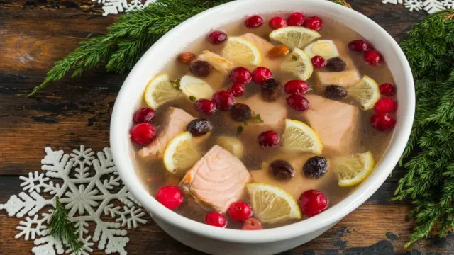 Заливное с лососем