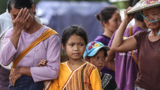 ရှမ်းမြောက်မှာလက်ရှိဖြစ်ပေါ်နေတဲ့တိုက်ပွဲတွေကြောင့် လားရှိုးမြို့ပေါ်ကိုထွက်ပြေးလာရတဲ့ စစ်ဘေးရှောင်အချို့