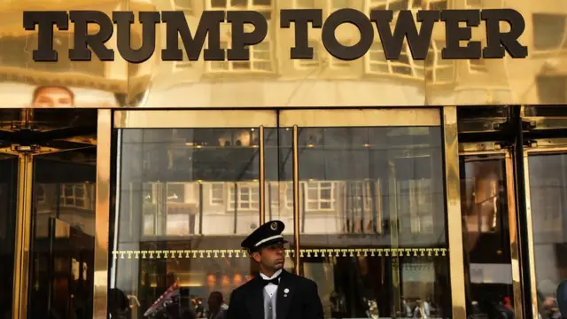 El presidente de Ucrania le dijo a Trump durante la conversación que recientemente se había alojado en la Torre Trump de Nueva York.