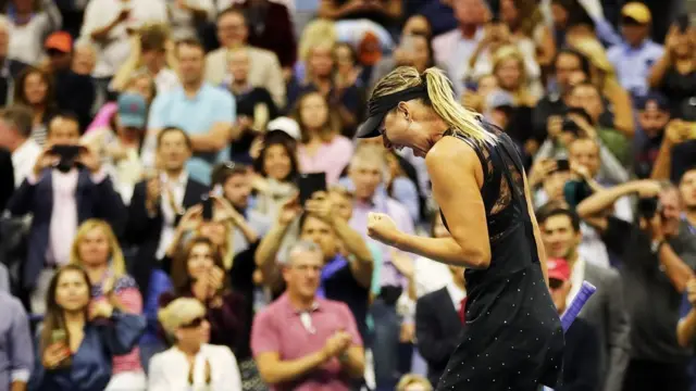 Đây là Grand Slam đầu tiên của tay vợt nữ 30 tuổi người Nga kể từ khi bị đình chỉ 15 tháng thi đấu do doping.