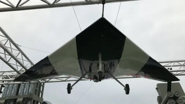 Масштабная модель дрона "Охотник"