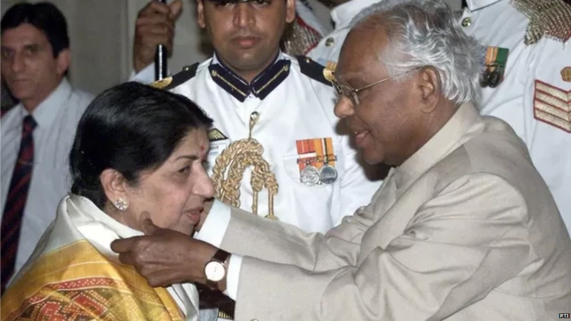 लता मंगेशकर