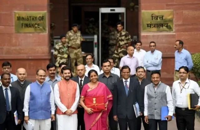 वित्त मंत्री निर्मला सीतारमण