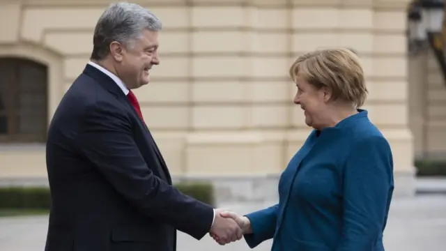 Порошенко і Меркель
