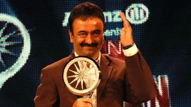 راج کومار هیراني د منا بهايي ایم بي بي ایس، تهري اډیټس، پې کې او سنجو په څېر کامیاب فلمونه پنځولي