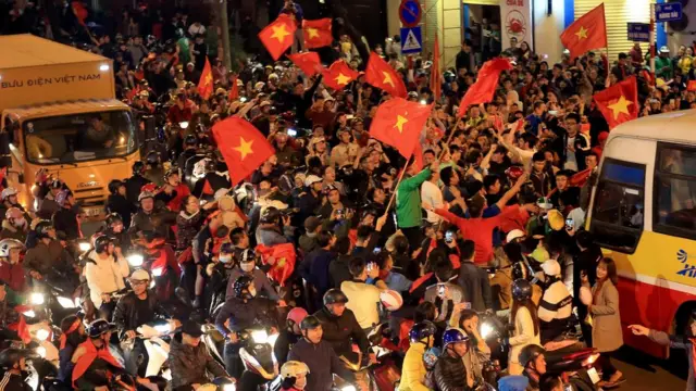 Vietnam, Hanoi, sepak bola