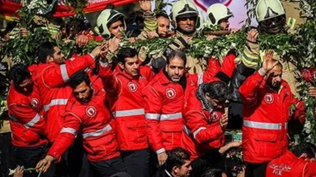 تشییع پیکر آتش نشانان