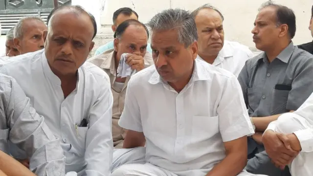 एन32 मोहित गर्ग