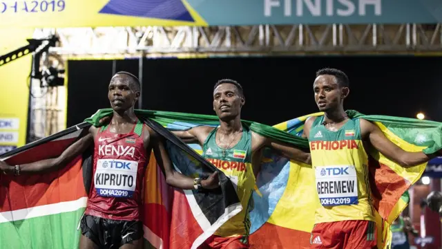 ኬንያዊ አሞስ ኪፕሩቶን ኢትዮጵያውያን ሌሊሳ ዴሲሳን ሞስነት ገረመውን