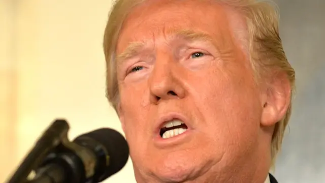 அதிபர் டிரம்ப்