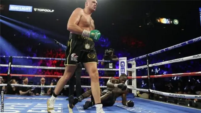 Tyson Fury ati Deontay Wilder