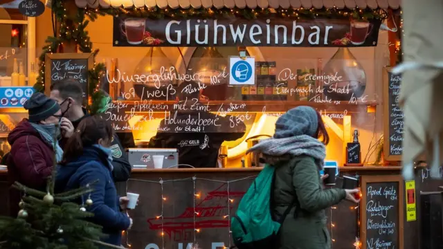 палатка с горячим вином в Дрездене