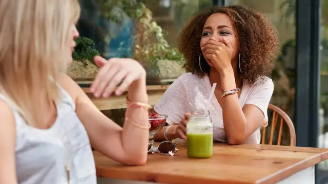 жінки дружба